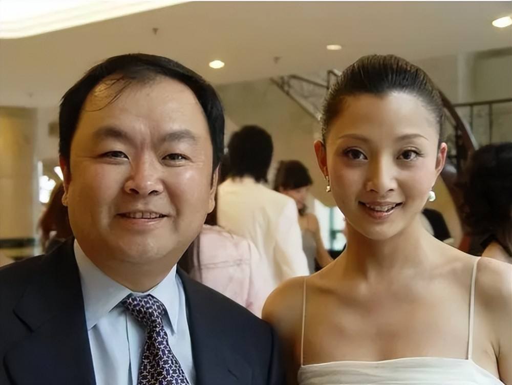 殷桃个人资料简介（42岁“不老水蜜桃”殷桃她真不一般） 第23张