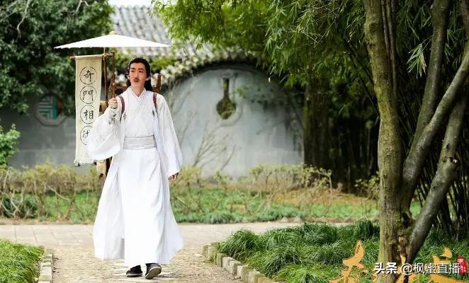 拥有一双阴阳眼是一种怎样的感觉？看见去世奶奶推弟弟坠楼 第27张