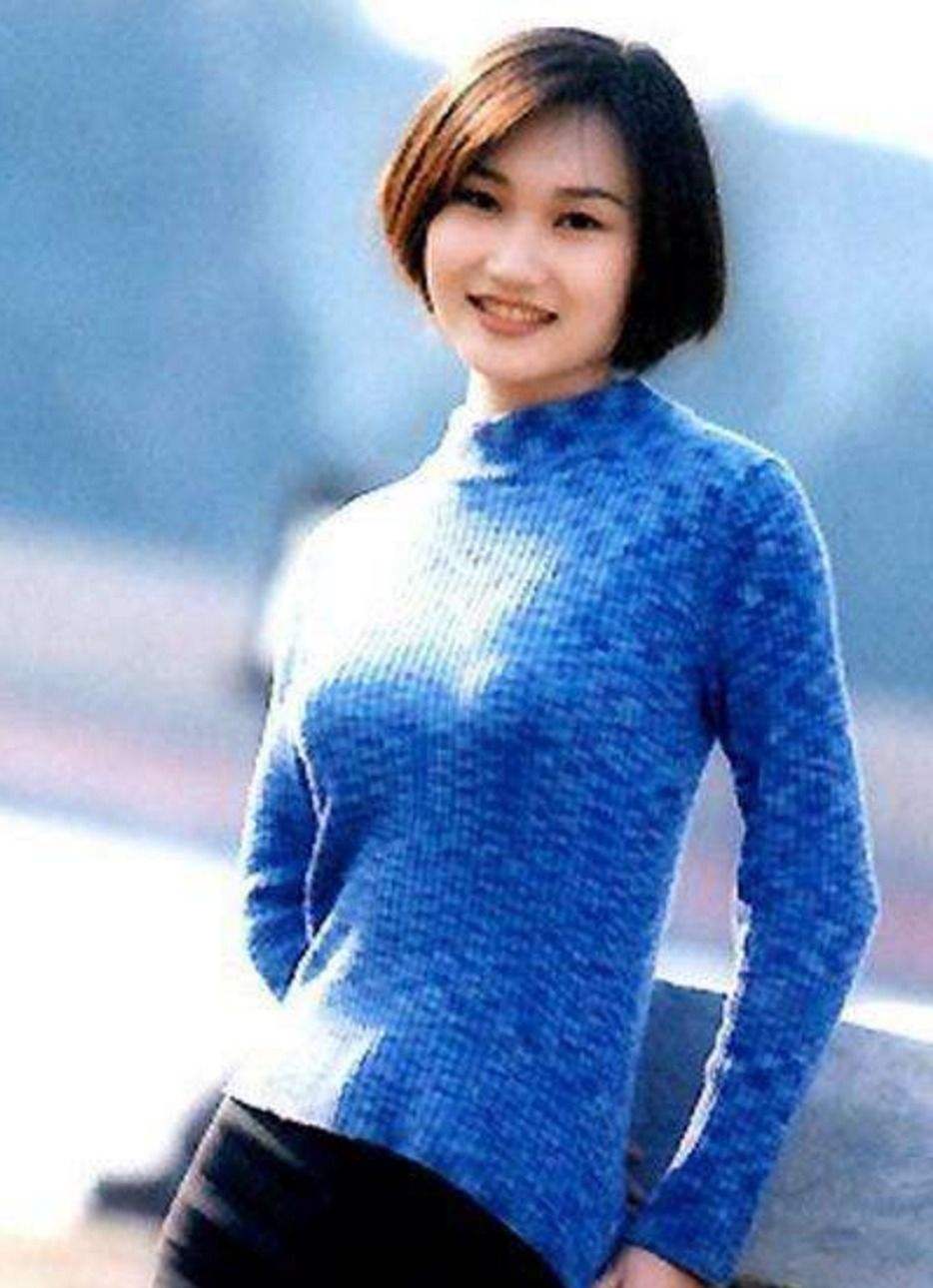 《新闻联播》美女主播李梓萌：风光背后有艰辛，婚恋成父母的心病 第3张