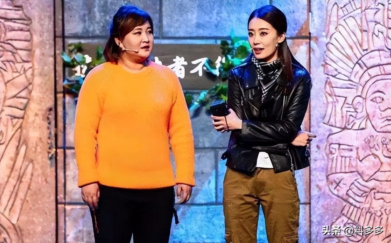 贾玲和张小斐关系为什么这么好 贾玲是张小斐的顶头上司吗 第1张