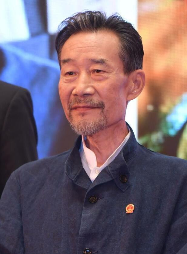 李雪健说话怎么回事？嗓子做过手术，近两年嗓音大不如前 第23张