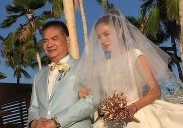 安以轩：与大S暗自较劲多年，笑着开局，哭着收场 第41张