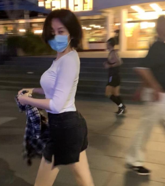 许晴疑遭封杀？曾被骂情妇，身陷“包养门”，她这是怎么了？ 第81张