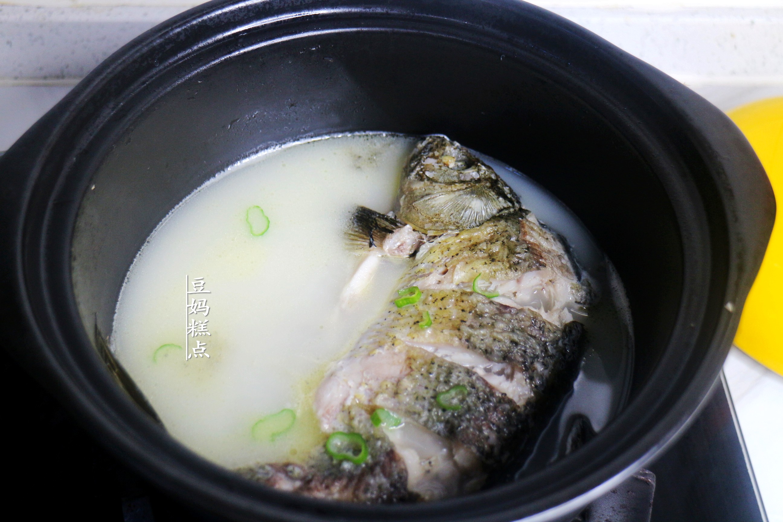 鲫鱼汤的正确做法，记住这3点，汤鲜味美，营养丰富 第23张