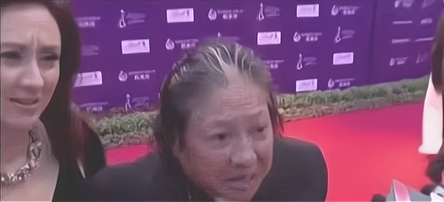 洪金宝终于不再隐瞒，承认送范冰冰豪宅，正面回应真实关系 第15张